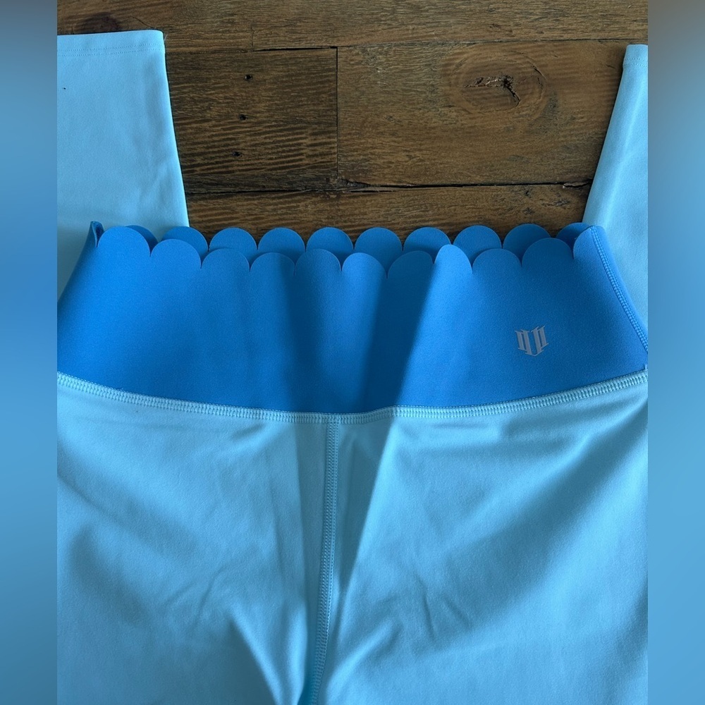 Eleven by Venus Williams Two Toned Blue Leggings with scalloped waistband SZ S - Picture 6 of 16